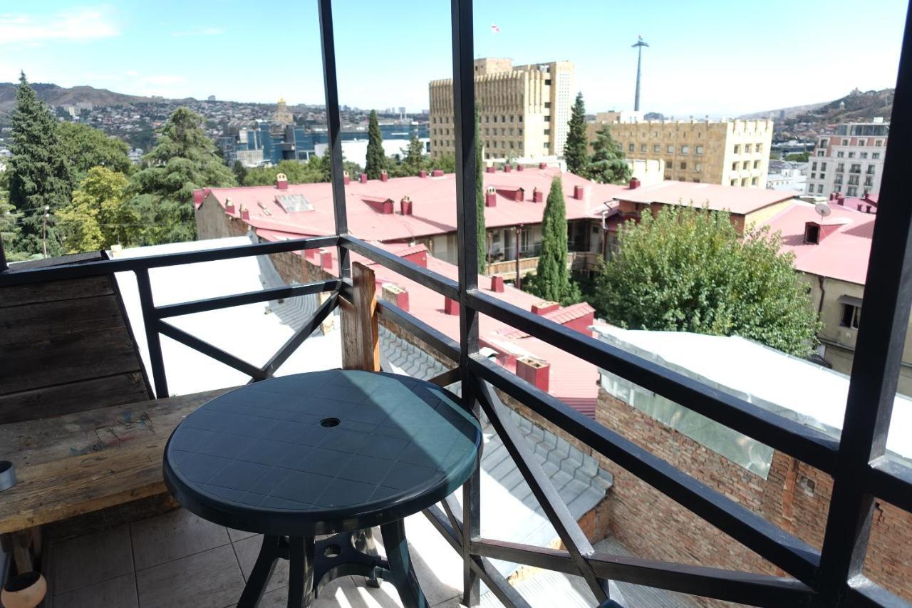 Diwan Hostel Tbilisi ภายนอก รูปภาพ