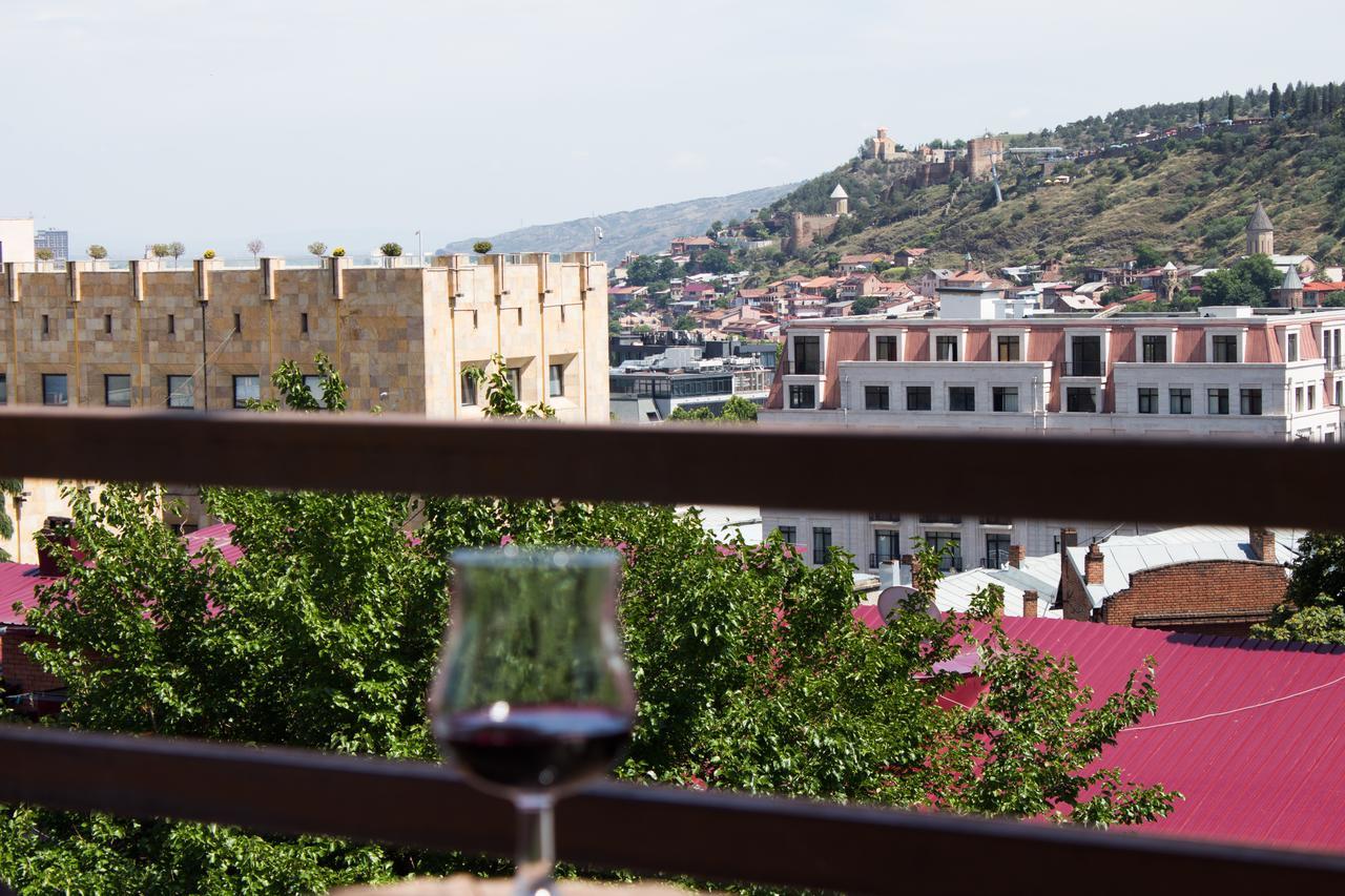 Diwan Hostel Tbilisi ภายนอก รูปภาพ
