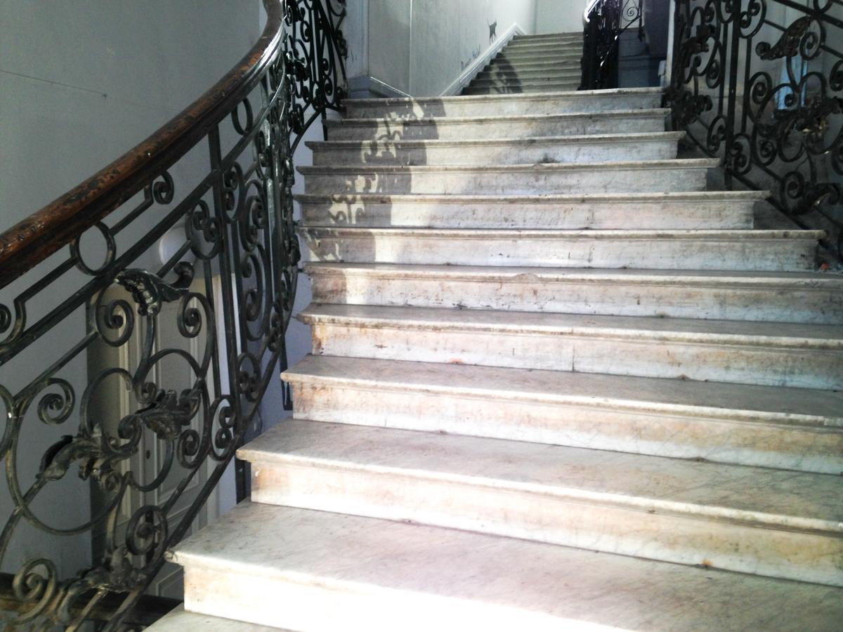 Diwan Hostel Tbilisi ภายนอก รูปภาพ