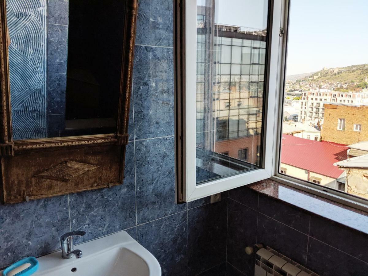 Diwan Hostel Tbilisi ภายนอก รูปภาพ