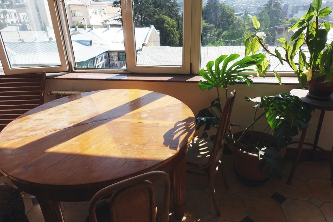 Diwan Hostel Tbilisi ภายนอก รูปภาพ